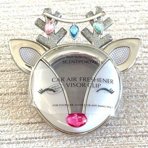 Bath & Body Works Glittering Reindeer Air Freshener Visor Clip!